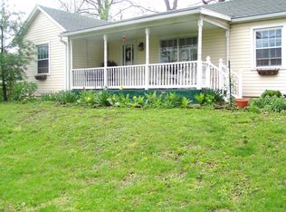 212 W Main St, Walnut Grove, MO 65770