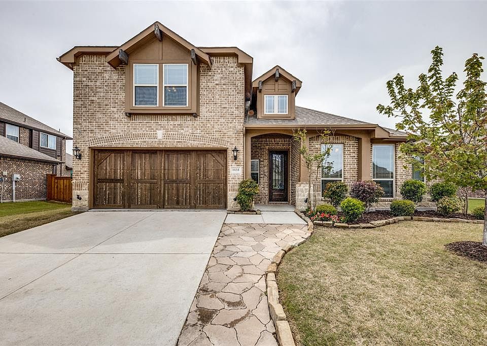 1st image of 1033 Canterbury Ln