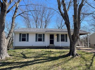 2532 Somerville Dr, High Ridge, MO 63049