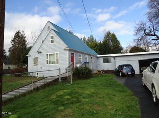 710 SE 7th St, Toledo, OR 97391