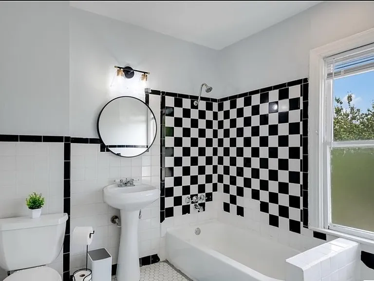 422 Pershing Ave #B — Photo 6