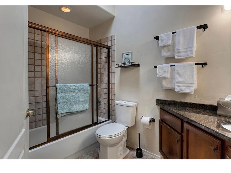 1135 S Kent Spring Pl — Photo 13