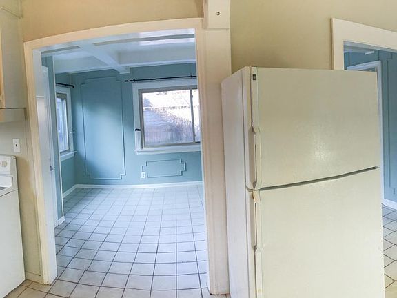 4th image of 1409 Wilcox Park Dr SE