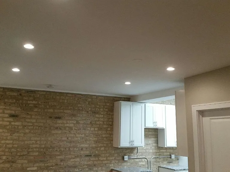 107-9 Hubbard — Photo 12