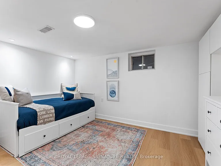 1342 Victoria Park Ave — Photo 20