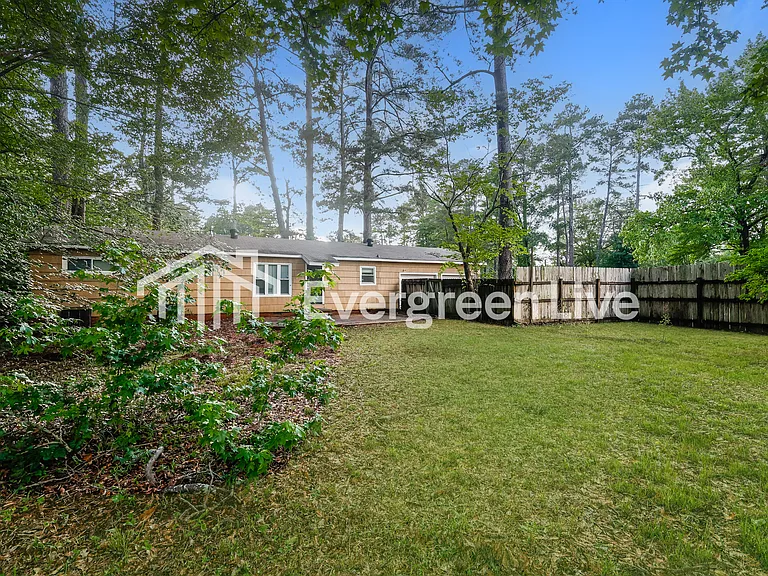 5574 Hartsdale Dr — Photo 15