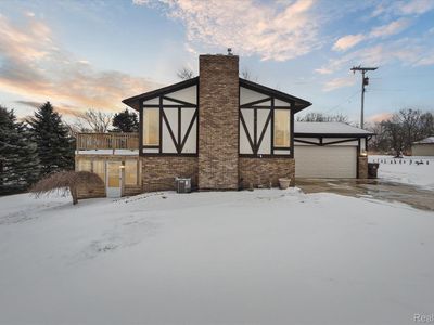 4360 N Latson Rd, Howell, MI, 48855