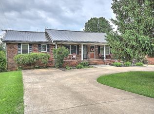 5524 Carters Valley Rd #A, Mount Carmel, TN 37645