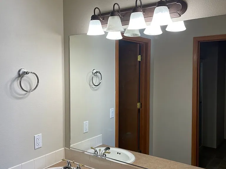 1200 E Warm Springs Ave — Photo 6