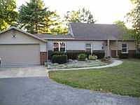 1st image of 815 Briarwood Dr