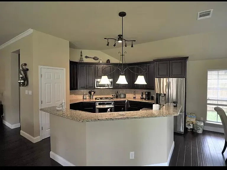 10229 Andora Dr — Photo 11