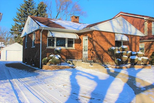 1st image of 2332 Sunnyside Ave