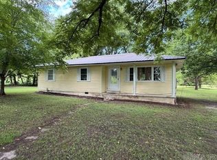 1765 Punch Ln, Batesville, AR 72501