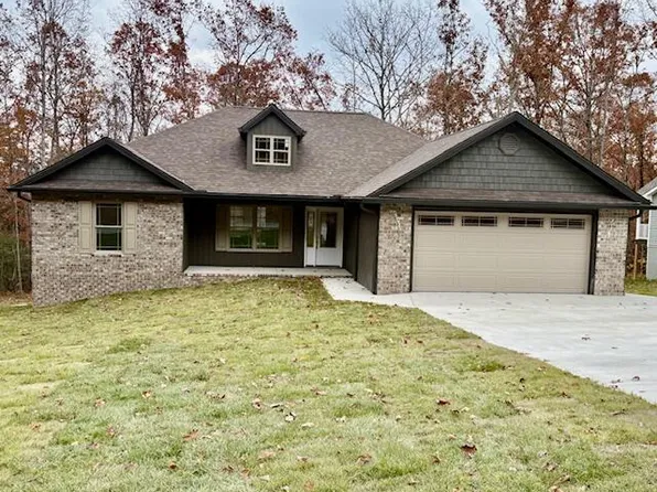 532 Saint George Dr, Crossville, TN 38558