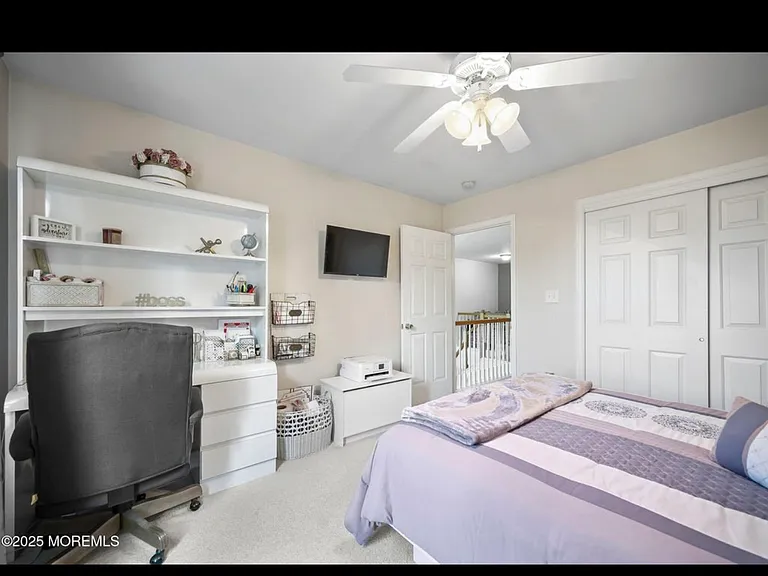 100 Pine St #9 — Photo 33