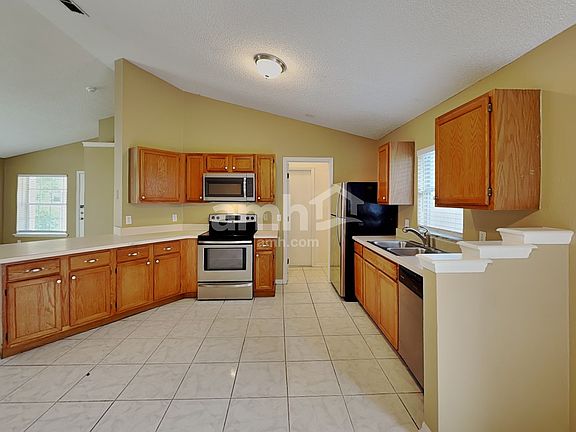 4th image of 12706 Parkbury Dr