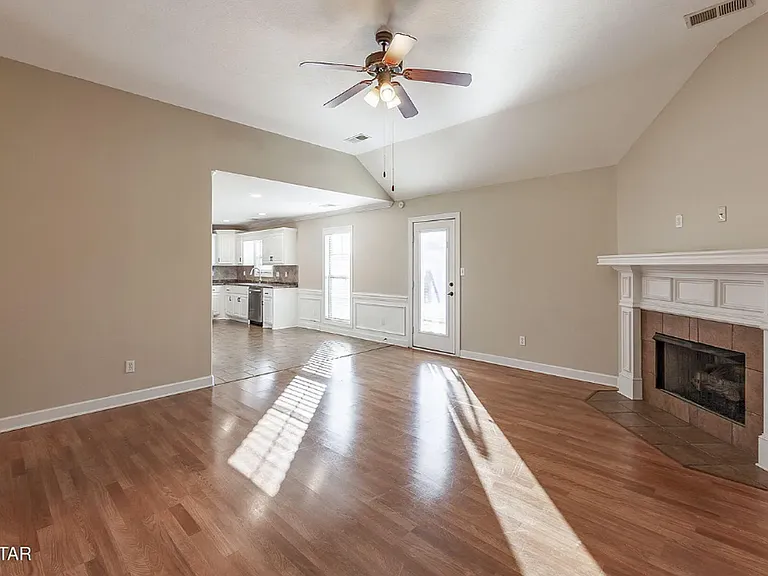 16 Birch Hollow Ln — Photo 4