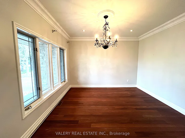 32 Belvedere Dr — Photo 13