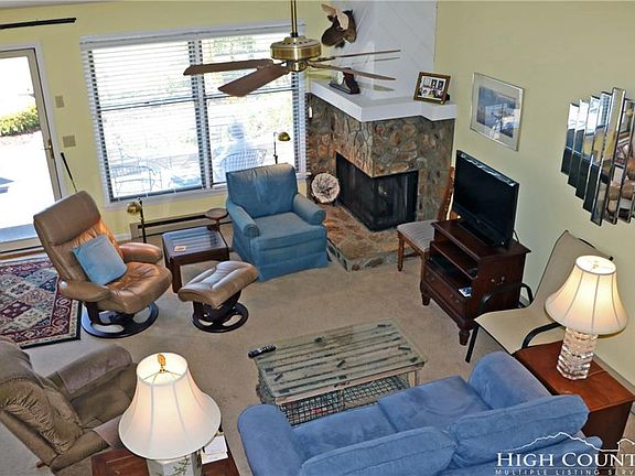 5th image of 180 Heathstone Ct #B