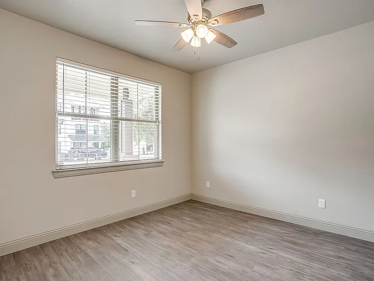 2829 Forest Park Blvd #FP-2028 — Photo 5