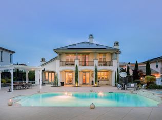 13477 Campus Dr, Oakland, CA 94619