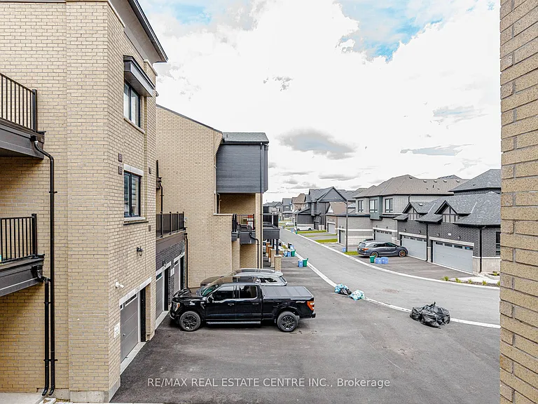 3 Marvin Ave — Photo 46