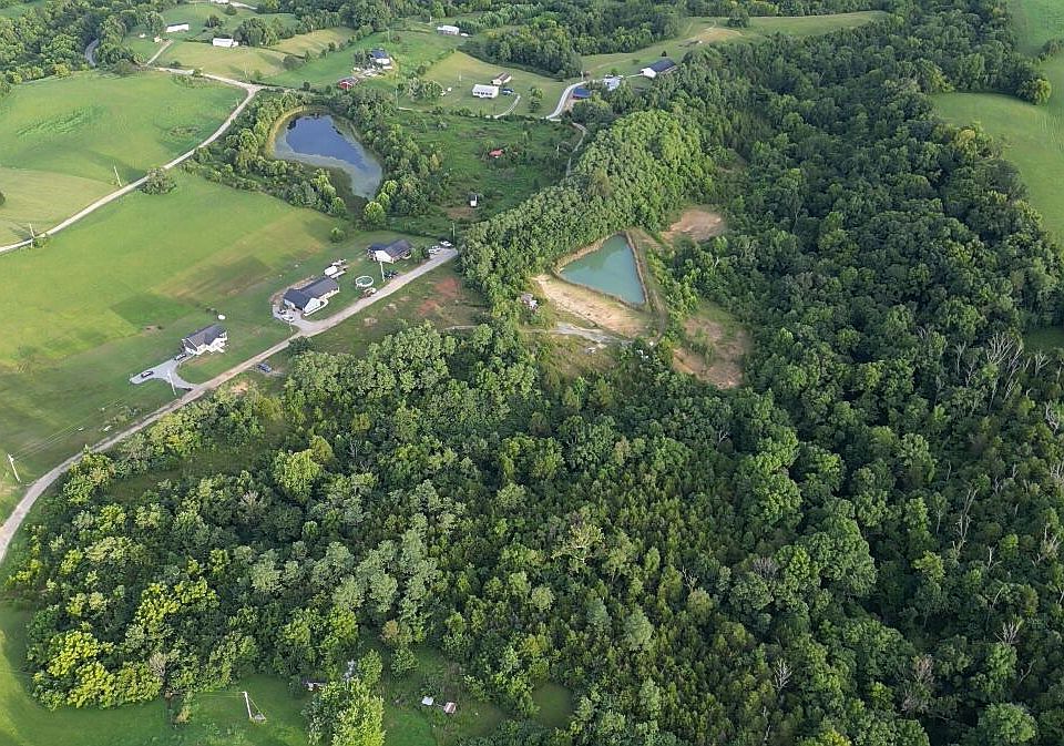 1st image of 240 Countryside Dr