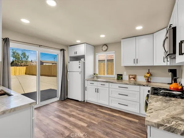 5665 Lupine Ave, Twentynine Palms, CA 92277