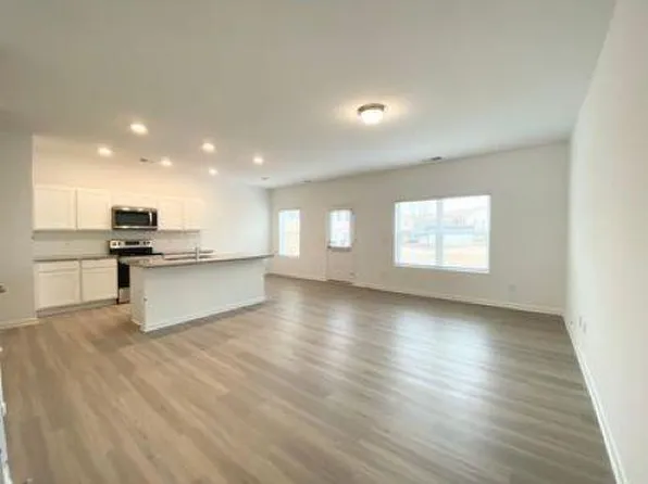 1459 Ben Park Way, Grayson, GA 30017