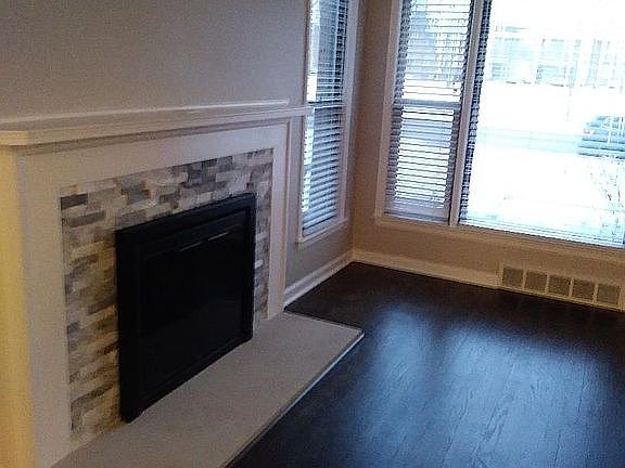 2nd image of 2640 Gorno St