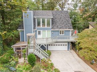 2721 Merry Oaks Trl, Winston Salem, NC 27103