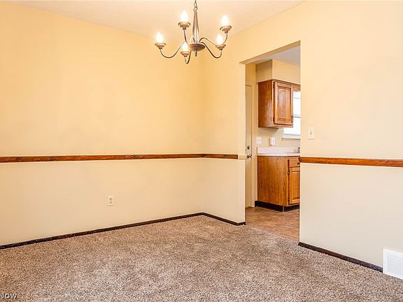 5th image of 9884 Bryant Dr