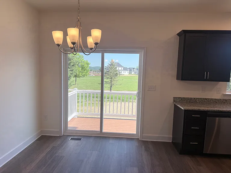 3621 Fieldstone Dr — Photo 10