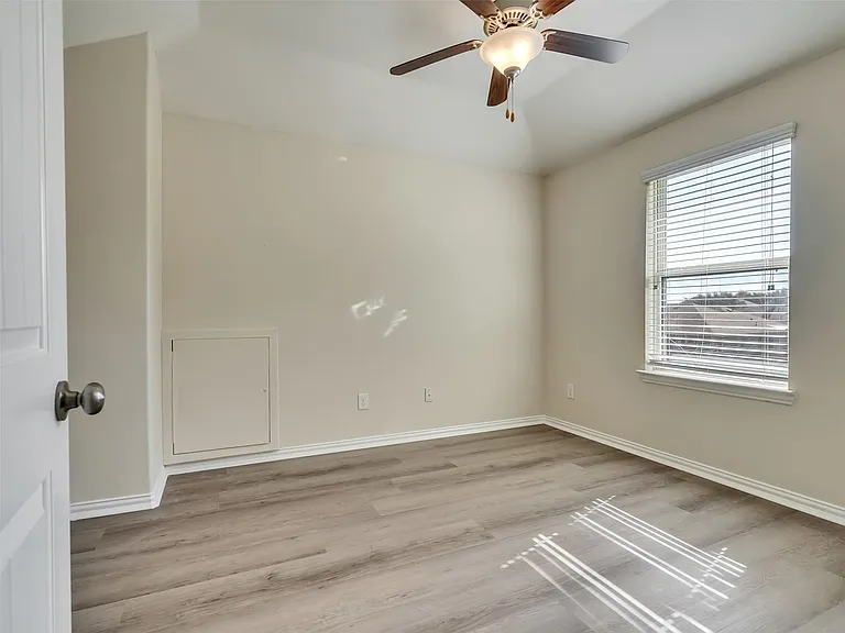 10906 Whistlers Cottage Ct — Photo 12