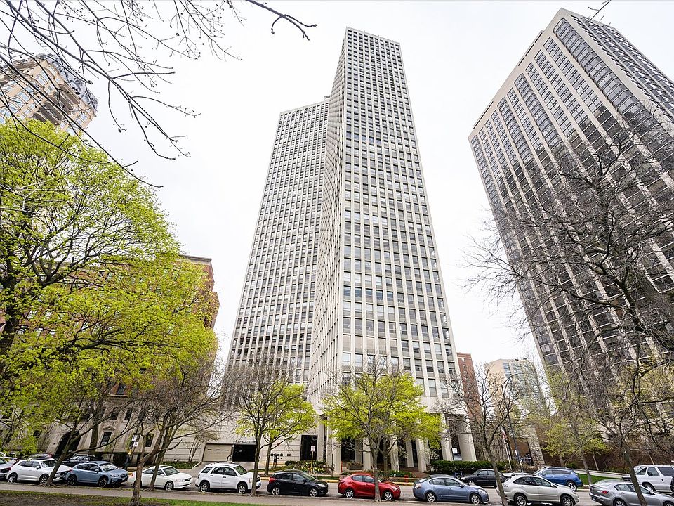 1st image of 2626 N Lakeview Ave APT 509