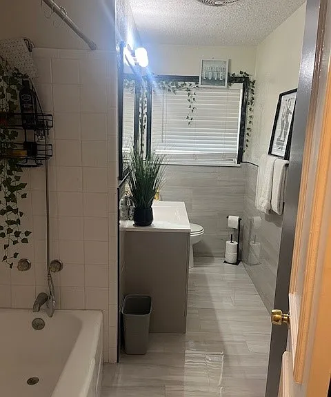 5617 Walraven Cir — Photo 14