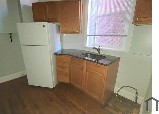 1 bed, 800 sqft, $1,250 — Photo 4