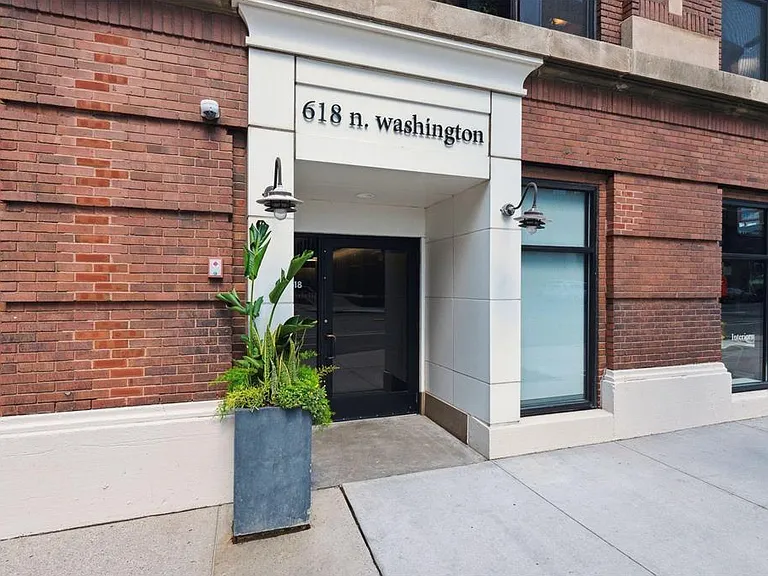 618X Washington Ave N #602 — Photo 16