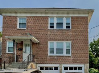 8 Lucy St #1, Greenwich, CT 06831