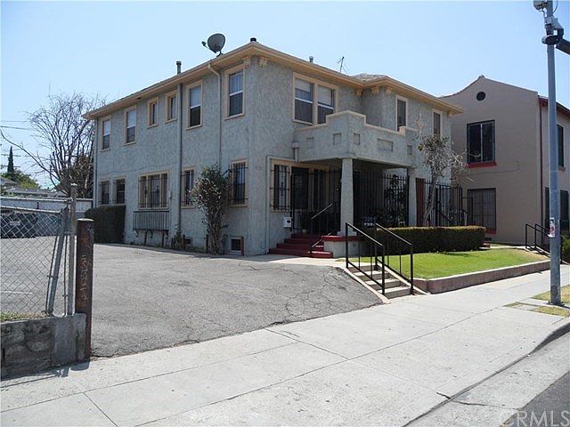 2nd image of 1670 W 29th St
