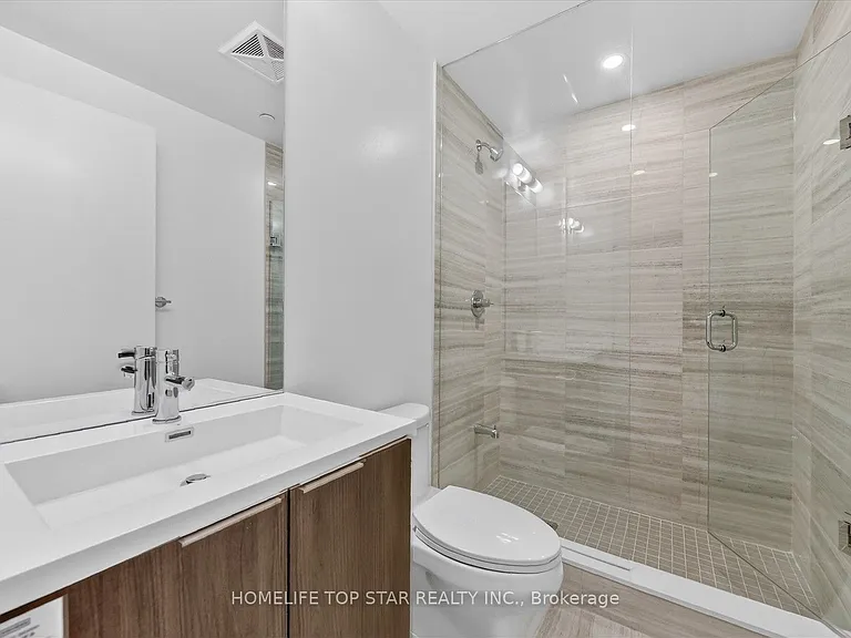 8 Interchange Way #5601 — Photo 25