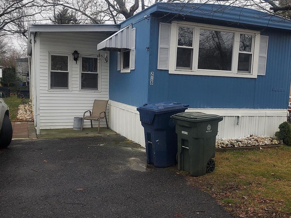 1st image of 218 Kennedy Ave