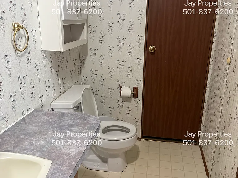 152 Cole Dr — Photo 8