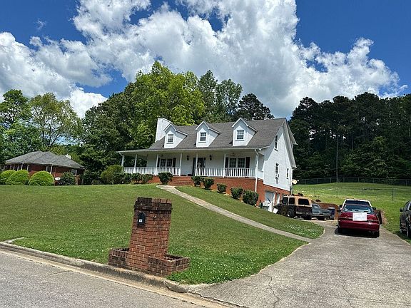 2nd image of 7811 Water Oak Cir