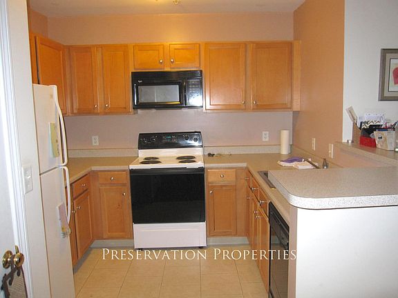5th image of 211 Central St APT A102