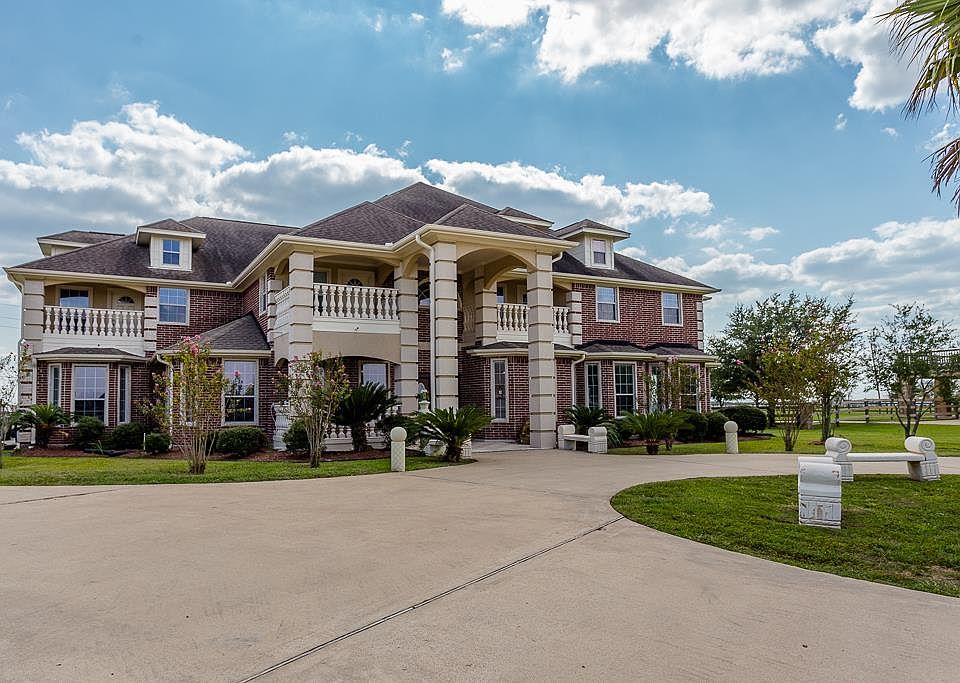 1st image of 5942 Blackberry Cove Ln