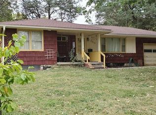8016 W 64th St, Mission, KS 66202