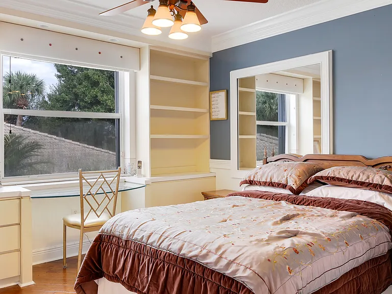 2070 Chagall Cir — Photo 33