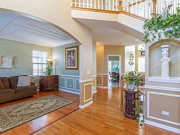 5th image of 25106 W Thornberry Dr
