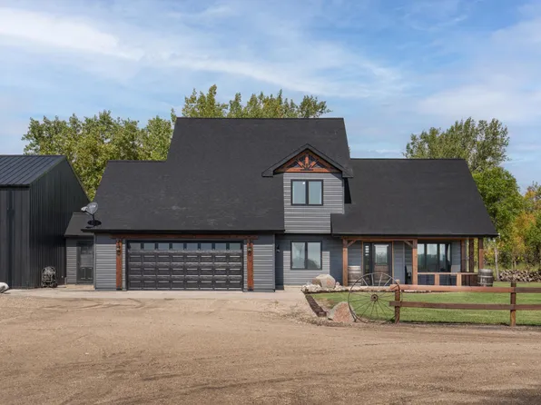 635 20th St NE, Thompson, ND 58278